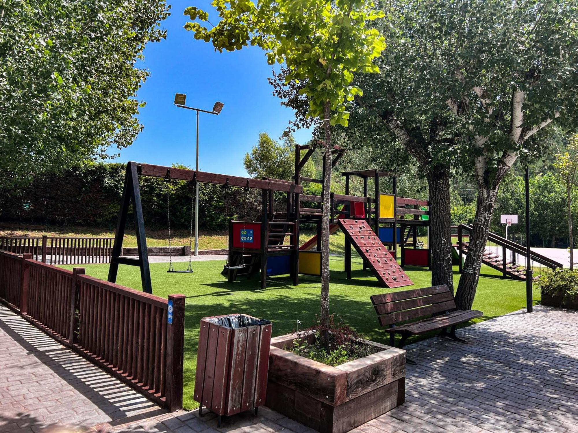 Camping Riera Merles Borreda Экстерьер фото
