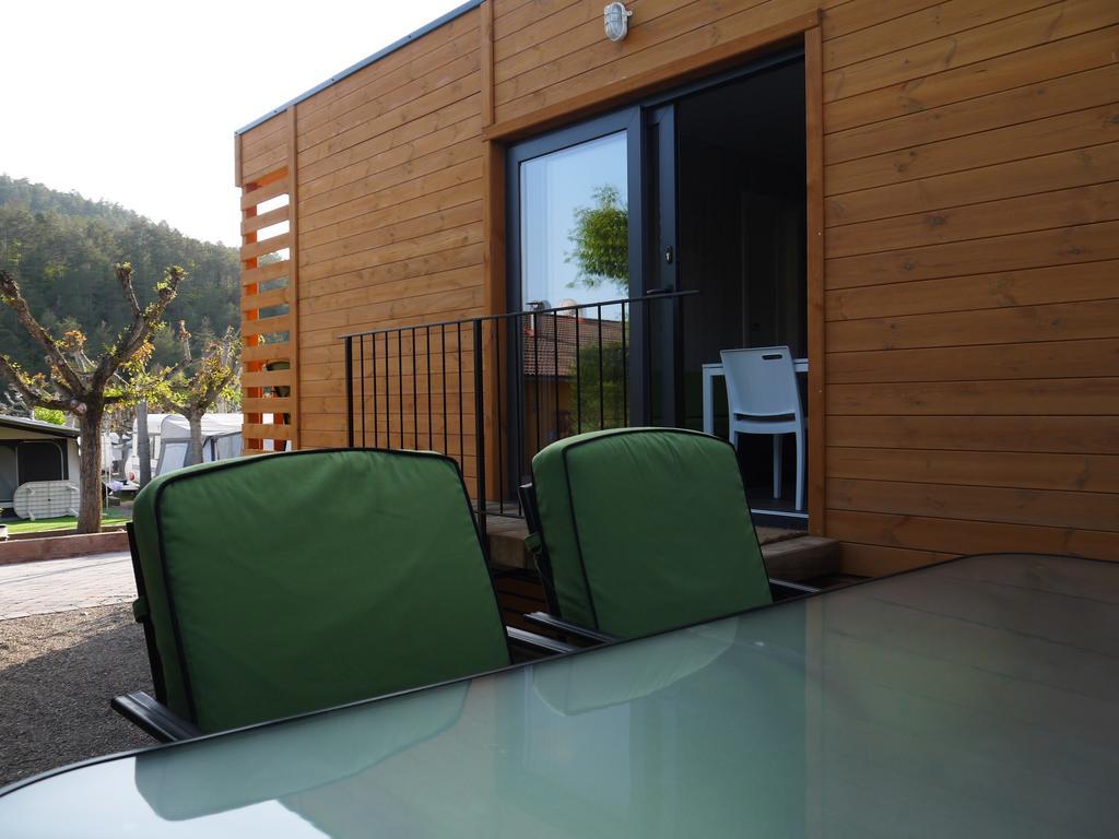 Camping Riera Merles Borreda Экстерьер фото