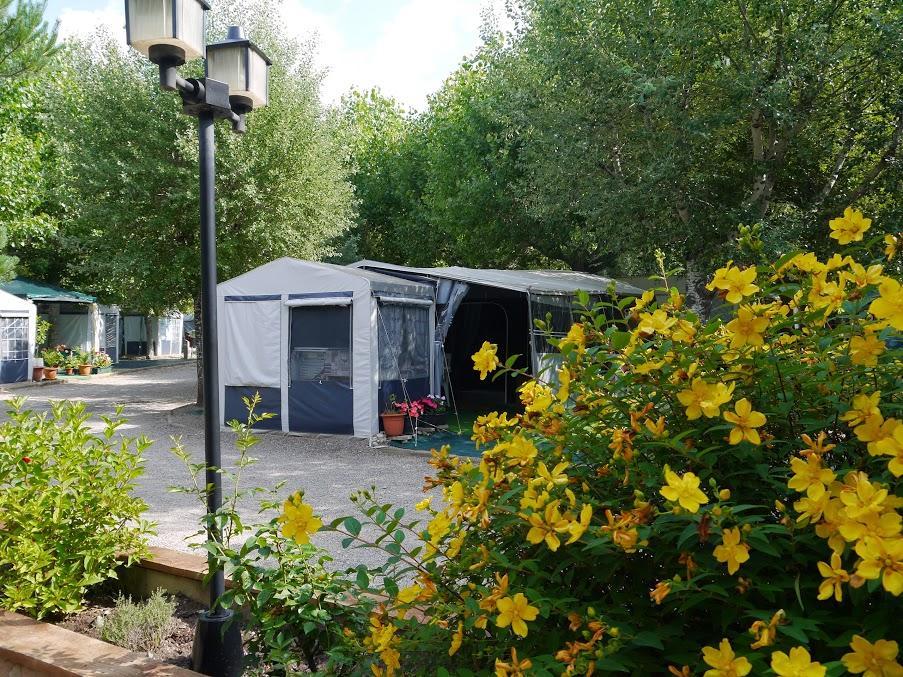 Camping Riera Merles Borreda Экстерьер фото